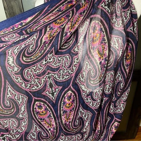 Beautiful Purple Paisley Boho Y2K Infinity Scarf - Picture 4 of 6